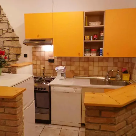 In Pula/istrien 10901 Apartment *